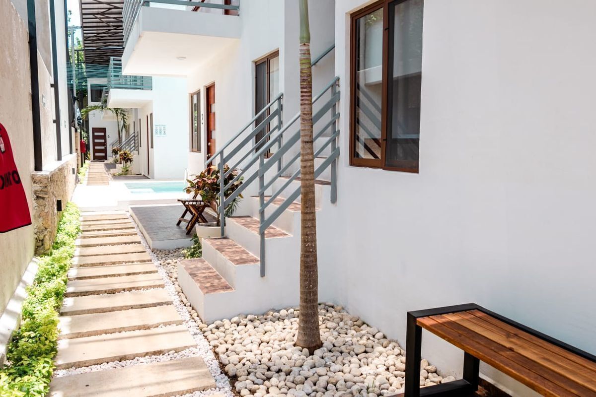 DEPARTAMENTO TIPO ESTUDIO AMUEBLADO EN RENTA SANTA ANA, CENTRO, MERIDA