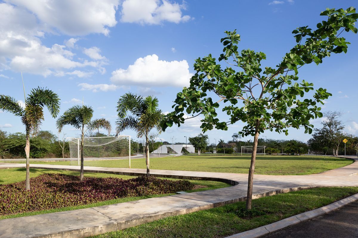 EN VENTA CASA EN PRIVADA RESIDENCIAL BLANCA, MÉRIDA