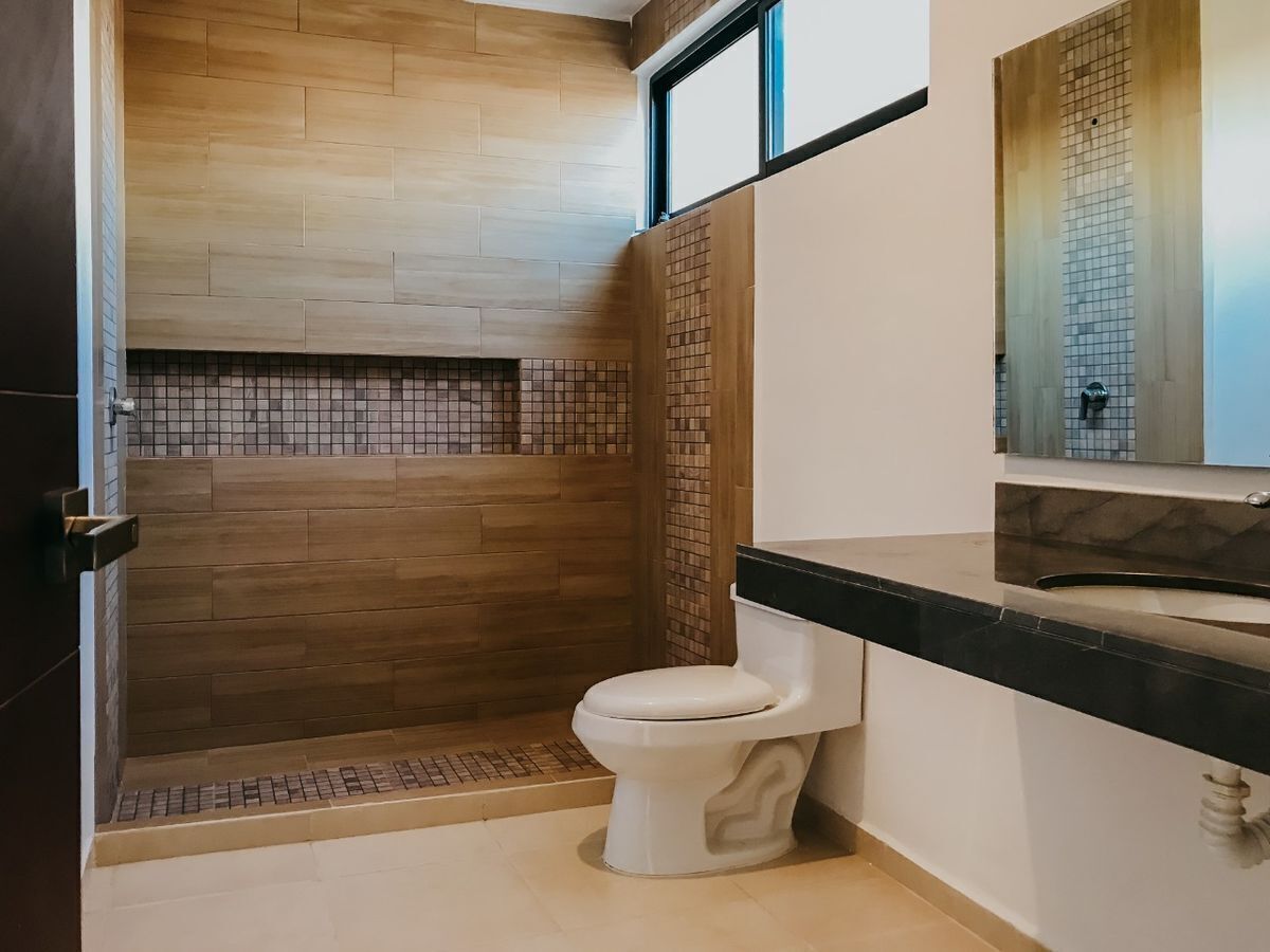 EN VENTA CASA EN MÉRIDA, CONKAL, EN PRIVADA CON AMENIDADES