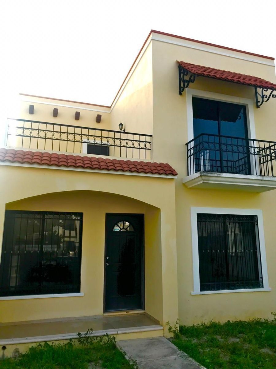 CASA EN RENTA EN PRIVADA EN GRAN SANTA FE, MERIDA