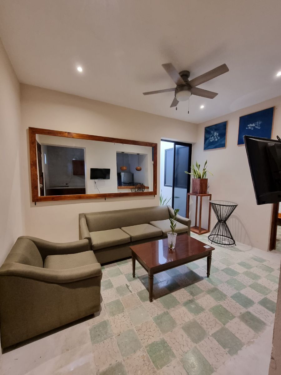 DEPARTAMENTO EN RENTA COMPLETAMENTE AMUEBLADO EN EL CENTRO, MÉRIDA