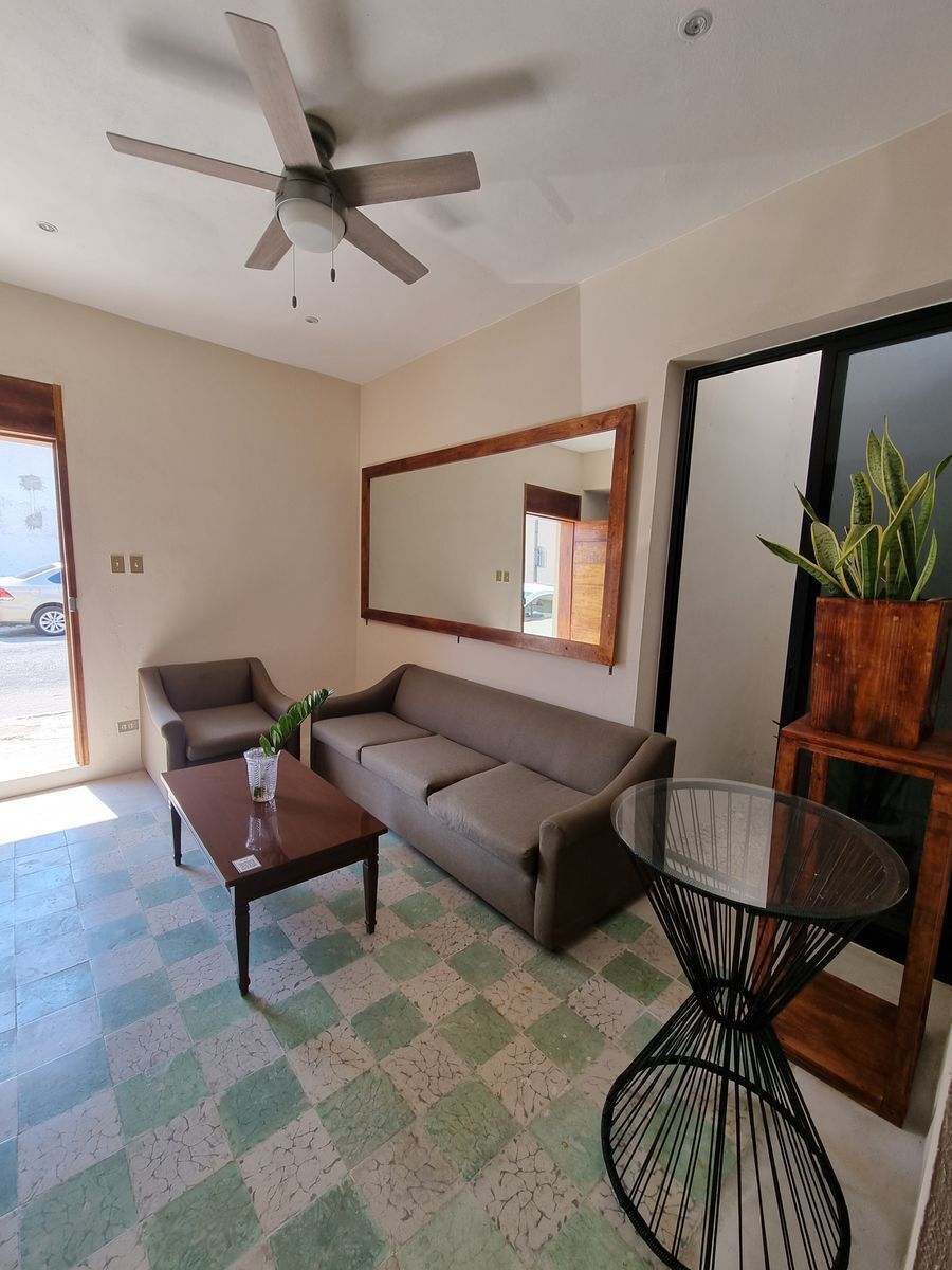 DEPARTAMENTO EN RENTA COMPLETAMENTE AMUEBLADO EN EL CENTRO, MÉRIDA