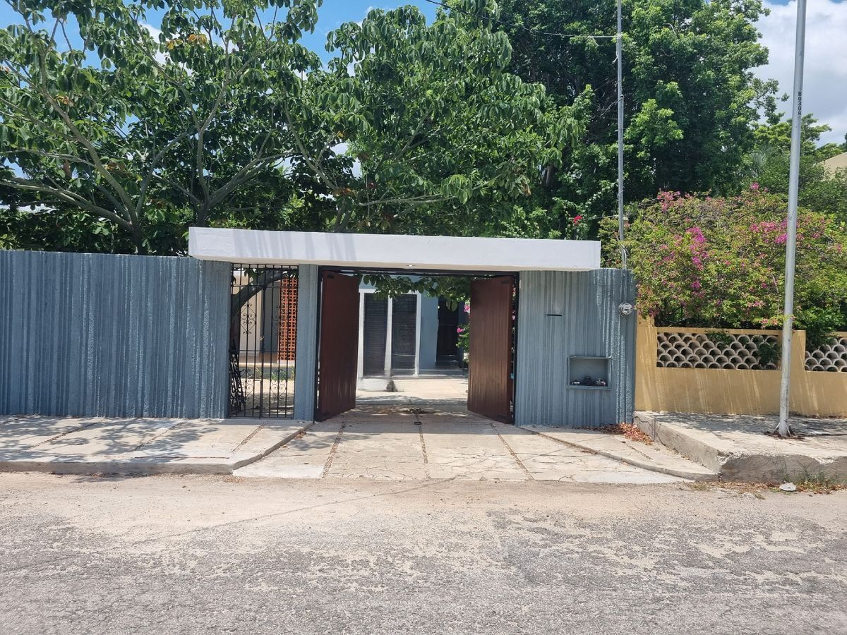 CASA RECIEN REMODELADA DE 1 PLANTA EN RENTA EN COLONIA GARCÍA GINERES, MÉRIDA