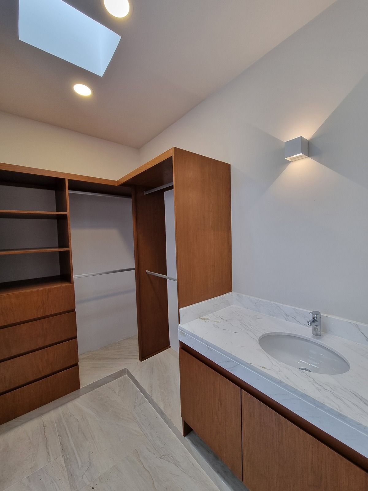 EN VENTA CASA A ESTRENAR EN NORTEMERIDA, MERIDA