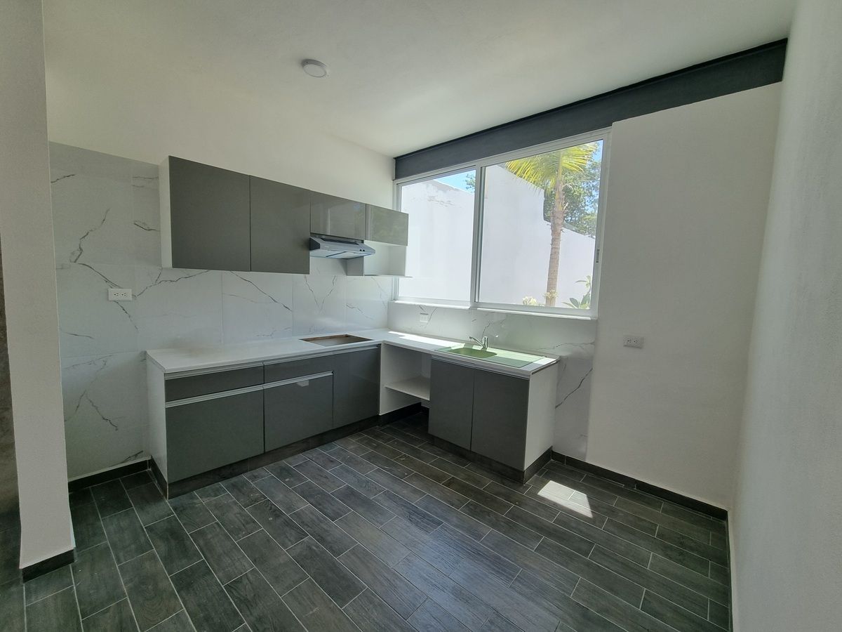 EN VENTA CASA A ESTRENAR EN CHOLUL, MERIDA