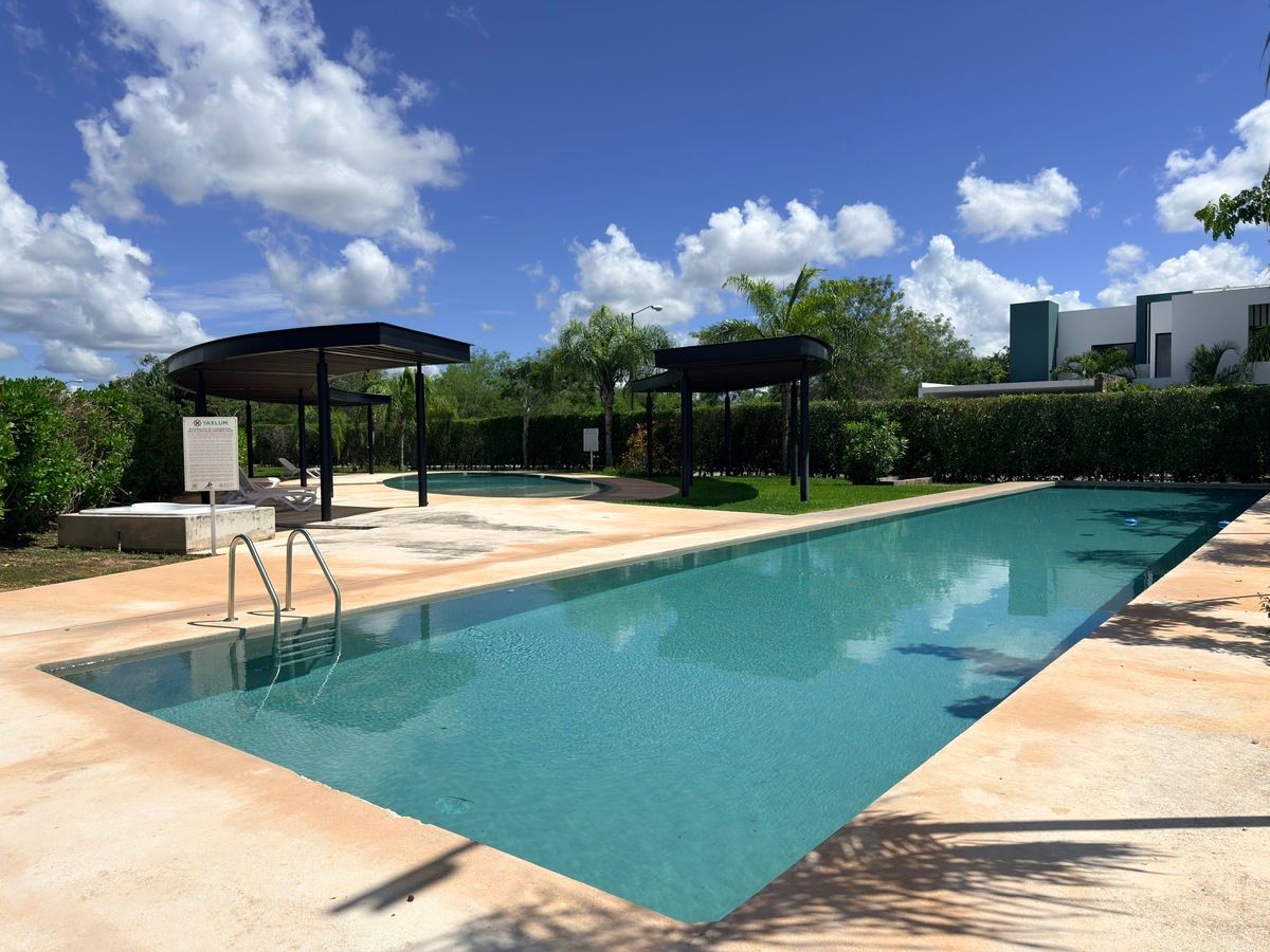 TERRENO EN VENTA EN PRIVADA CON AMENIDADES EN CONKAL, MERIDA