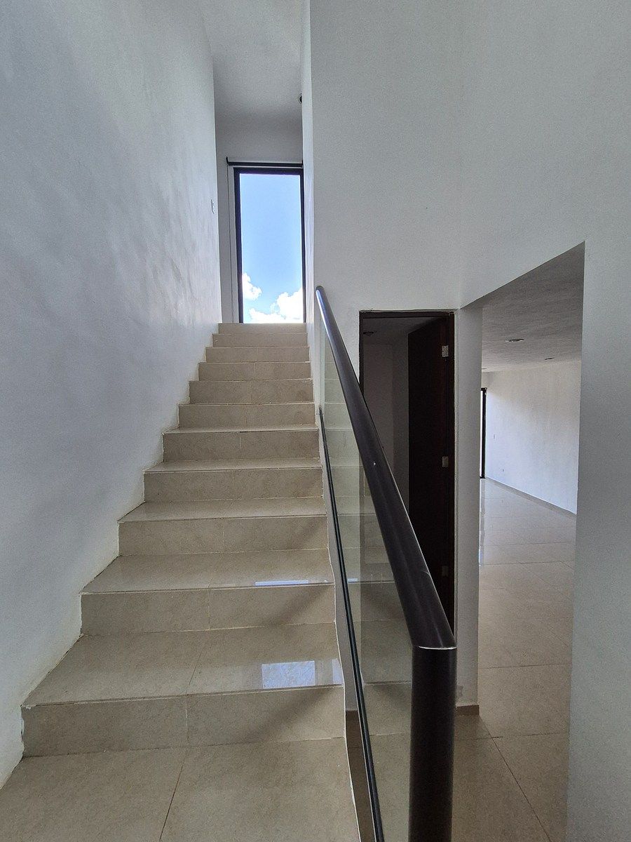 EN RENTA CASA 3 RECÁMARAS CON ALBERCA EN PRIVADA EN CONKAL, MERIDA