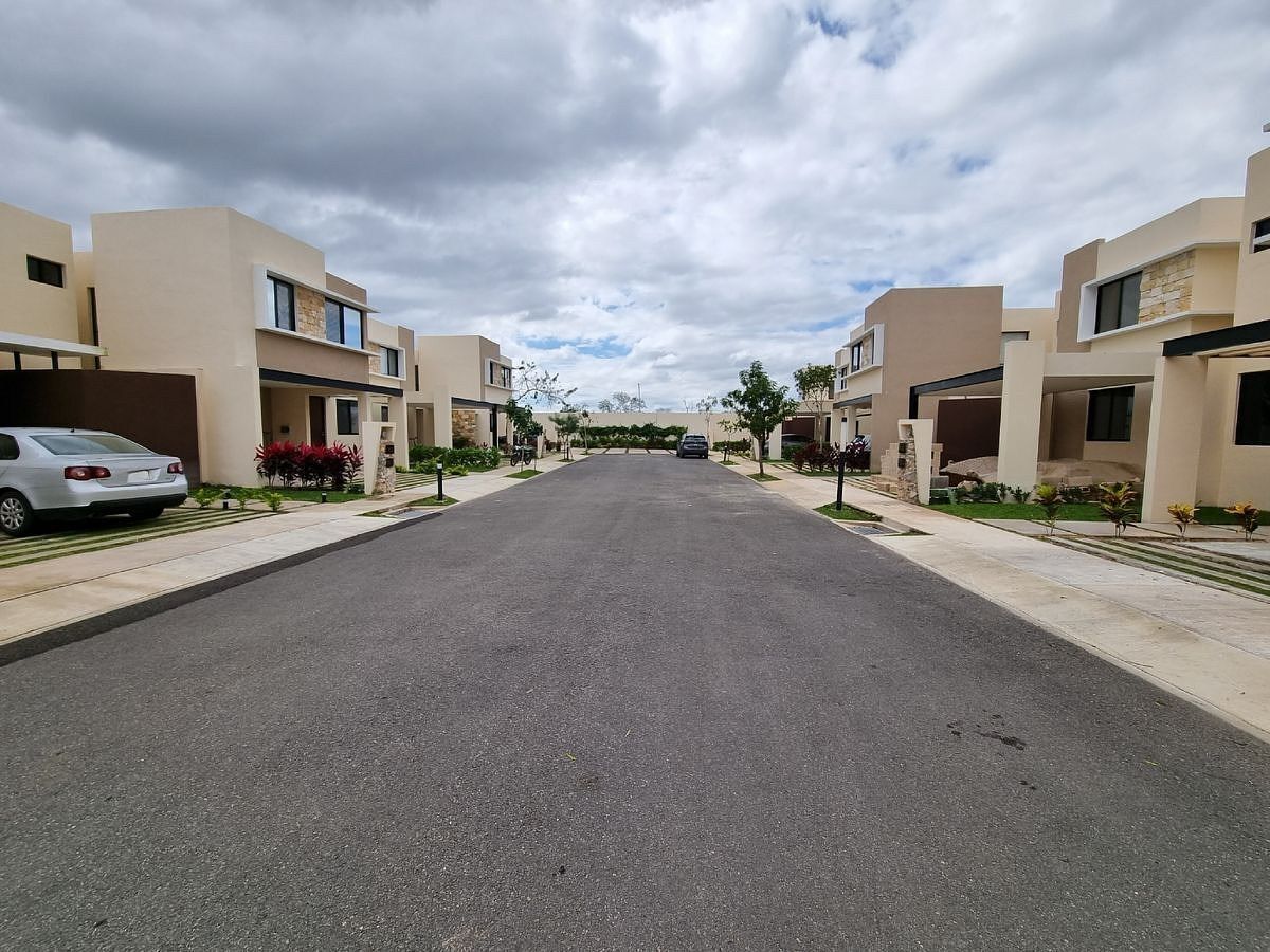 Casa en venta en privada en Cholul Mérida | 2 recámaras | Terreno amplio 225 m²