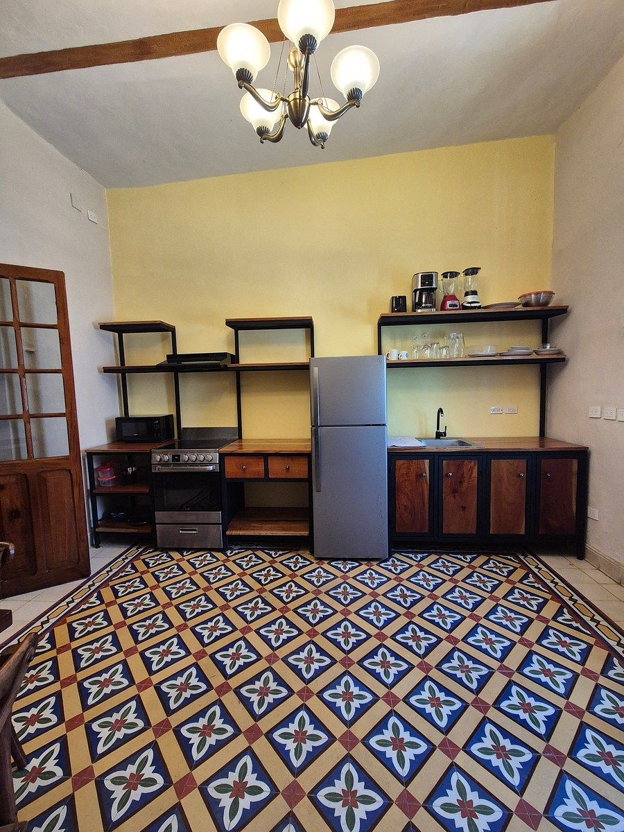 EN RENTA DEPARTAMENTO AMUEBLADO EN EL CENTRO, MERIDA