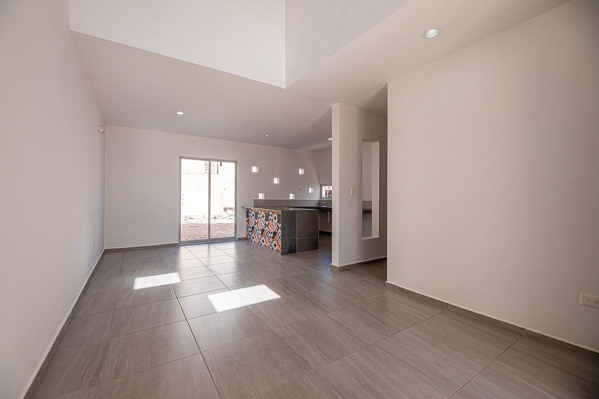 CASA EN VENTA A ESTRENAR AL ORIENTE DE MERIDA | ENTREGA INMEDIATA | 3 RECAMARAS
